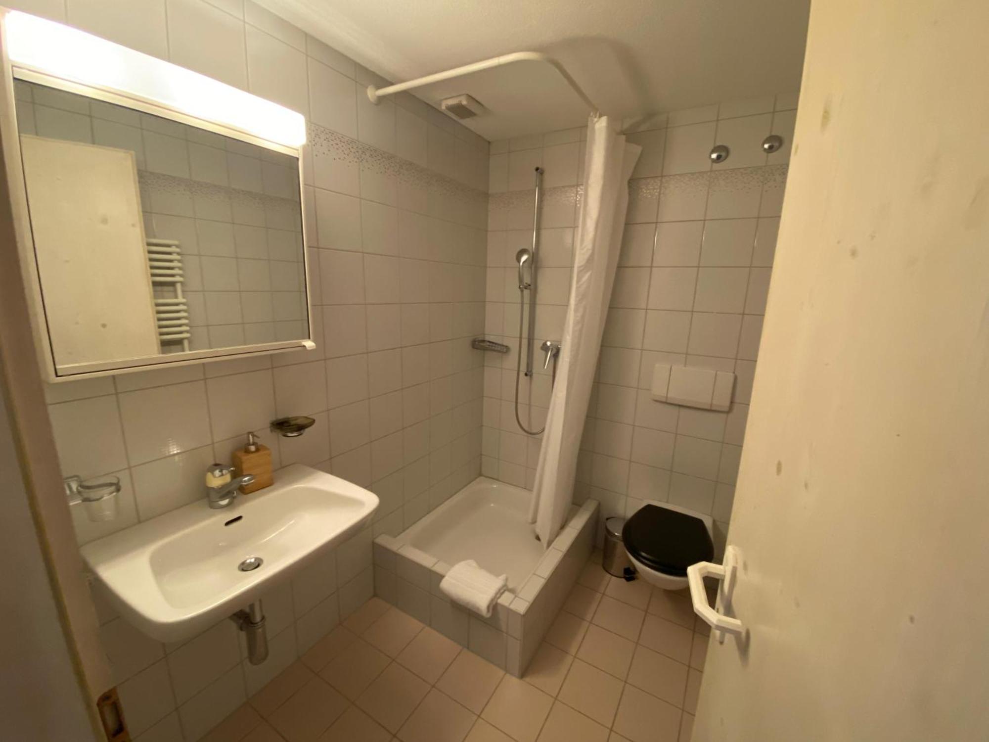 Kursaal - Adults Only *