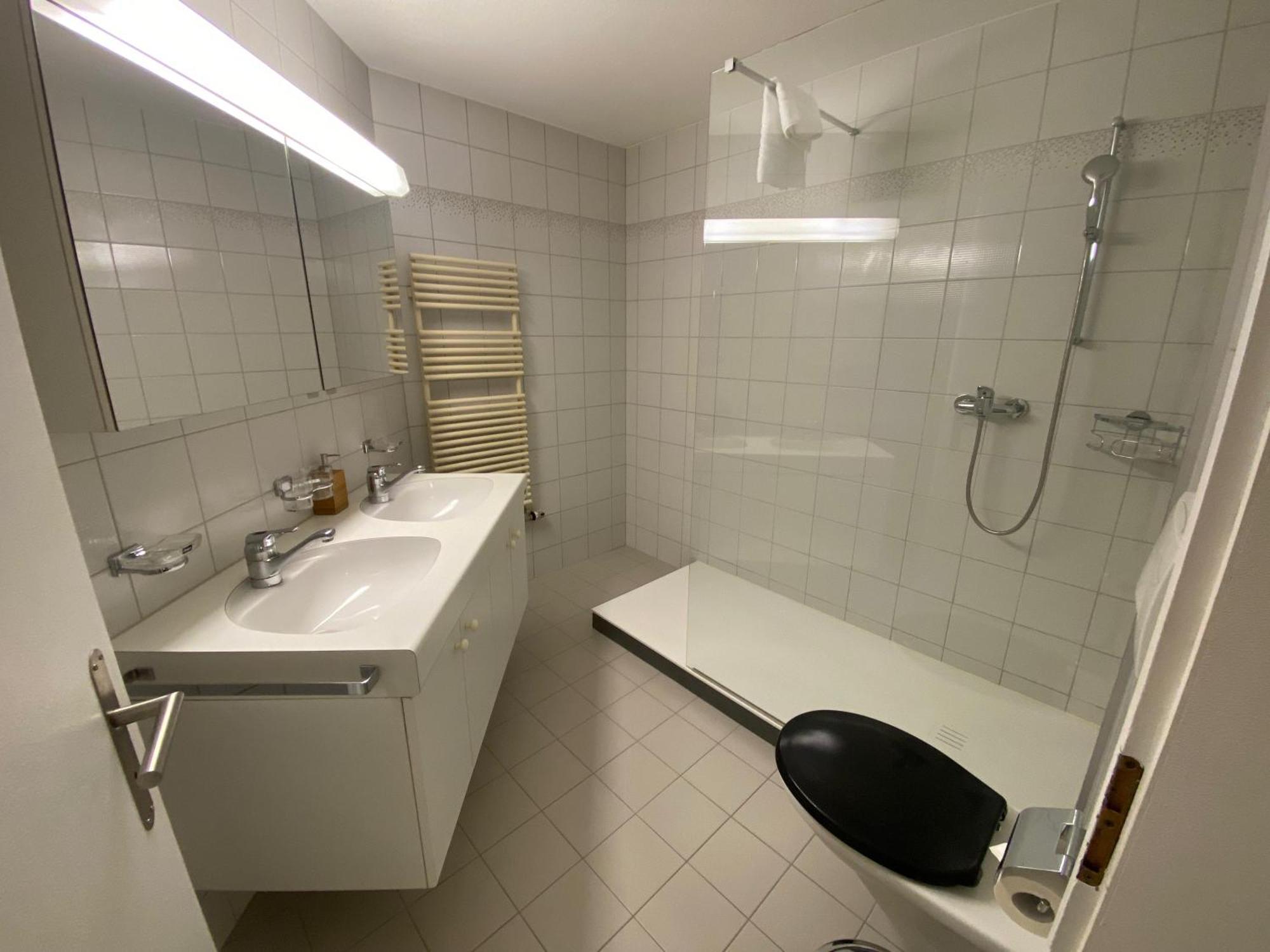 Kursaal - Adults Only Hostel *